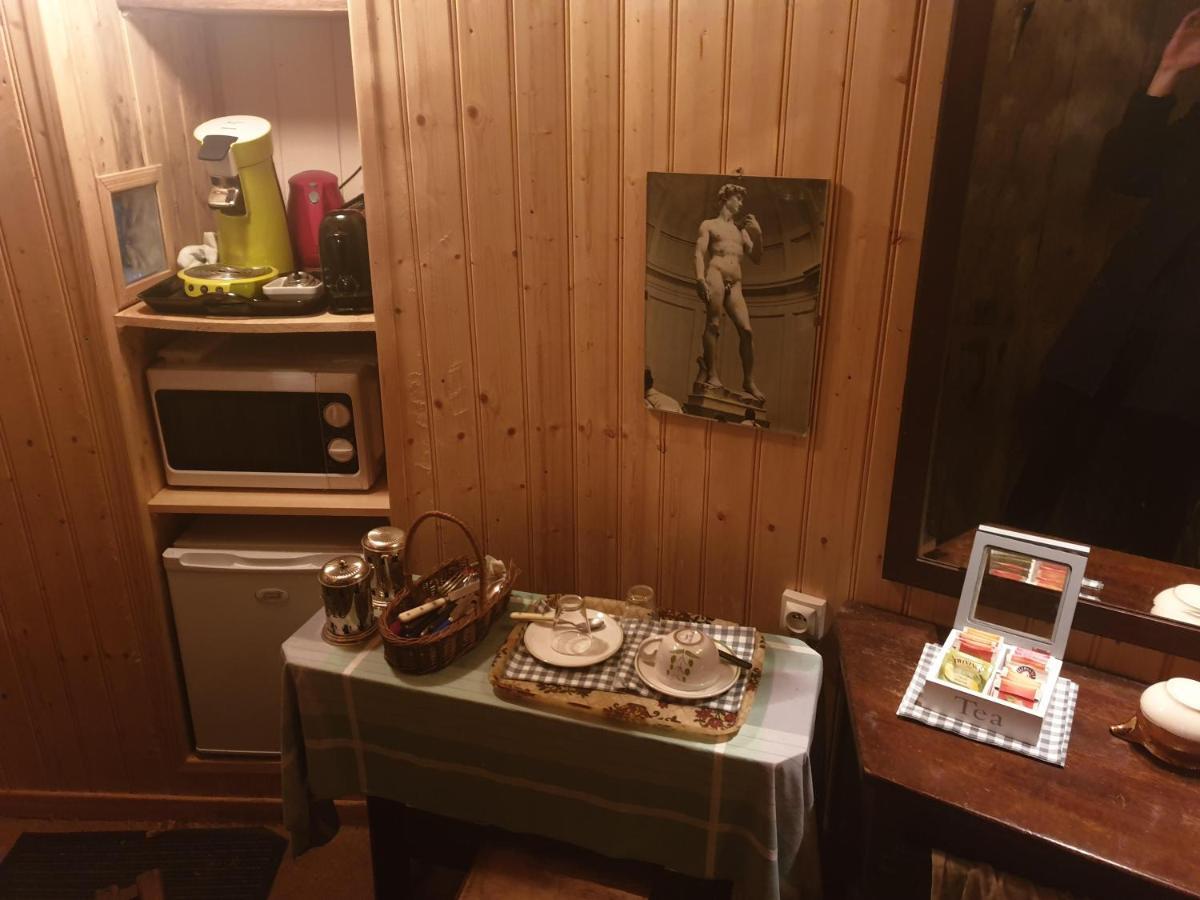 ホテル Le Poudrier リモージュ エクステリア 写真